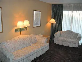 Fairfield & Worth Downtown/convention Center Hotel