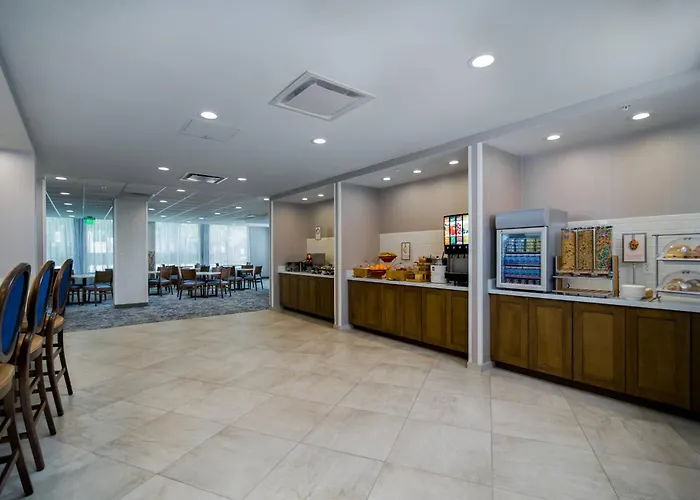 Fairfield & Worth Downtown/convention Center 3*