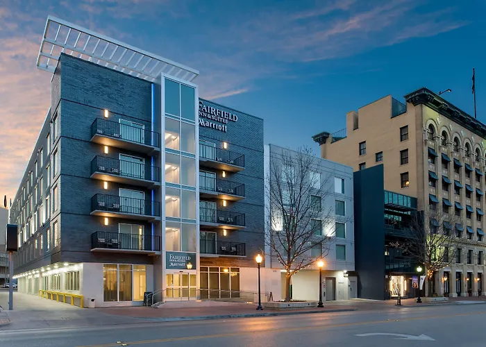 Fairfield & Worth Downtown/convention Center Hotel Fort Worth