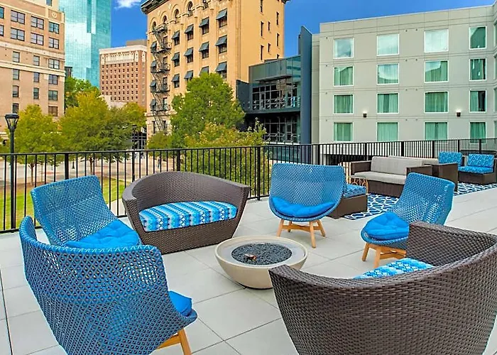 Fairfield & Worth Downtown/convention Center Hotel Fort Worth